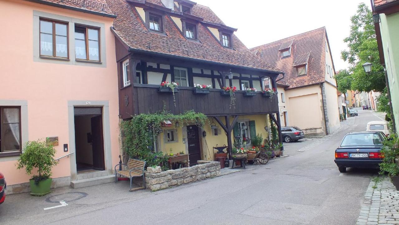 Hotel Gaestehaus Gerlinger Rothenburg ob der Tauber Exterior foto